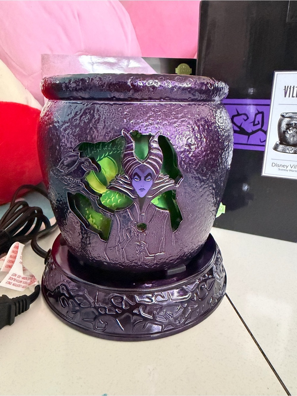 Scentsy x Disney Wax Warmer - Maleficent, Ursula, Evil Queen NIB